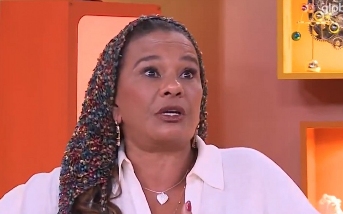 Solange assiste aos comentários sobre Ana Paula e promete desculpas: 'Fui muito infeliz'