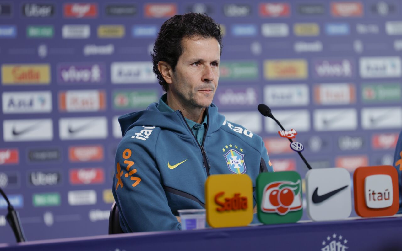 Neymar tem lesão confirmada e pode perder estreia na Copa do Mundo